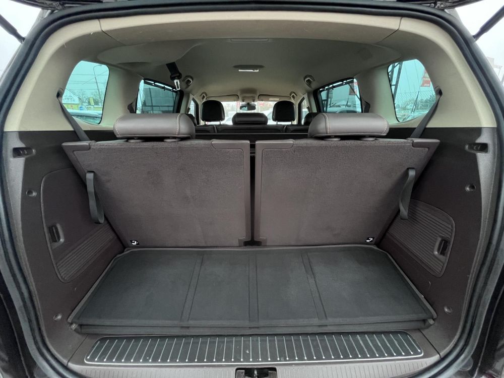 OPEL ZAFIRA TOURER 1.6 CDTI Edition (7 személyes ) Extra beltér! Klíma Tempomat Bluetooth Navi!