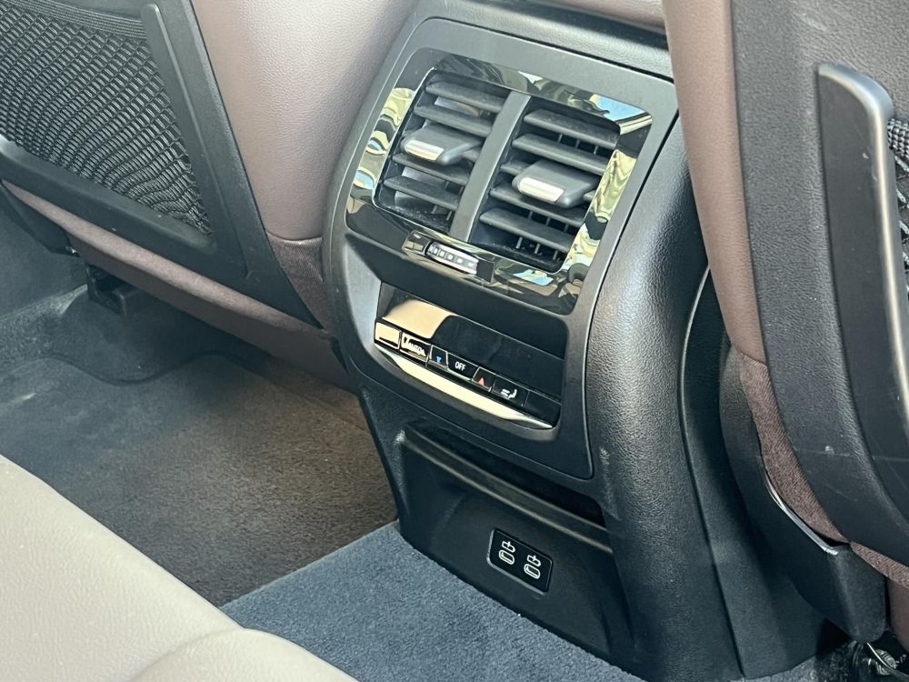 BMW IX3 73,9kWh Exkluzív konyak bőr Virtual Cockpit Panoráma tető Carplay!