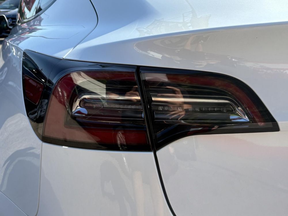 TESLA MODEL 3 Standard Range Plus Aut 96e km. mátrix LED. facelift. hőszivattyú. premium hifi. garanciális!