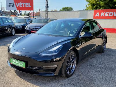 TESLA MODEL 3 Long Range AWD (Automata) 500 km hatótáv. összkerékhajtás. led lámpa. panorámatető. fűthető bőrbelső. navi