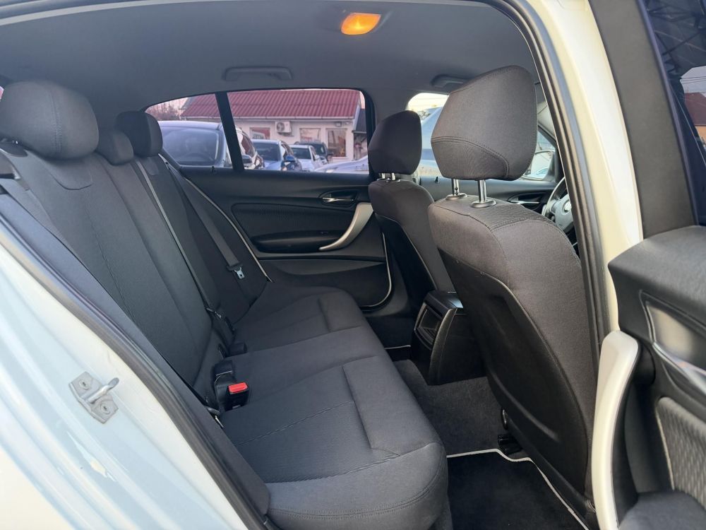 BMW 114d 140e km. Klíma Bluetooth 5L/100km!