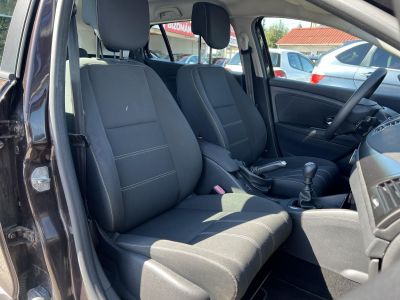 RENAULT MEGANE Grandtour 1.5 dCi Intens Klíma Tempomat Bluetooth Tolatóradar
