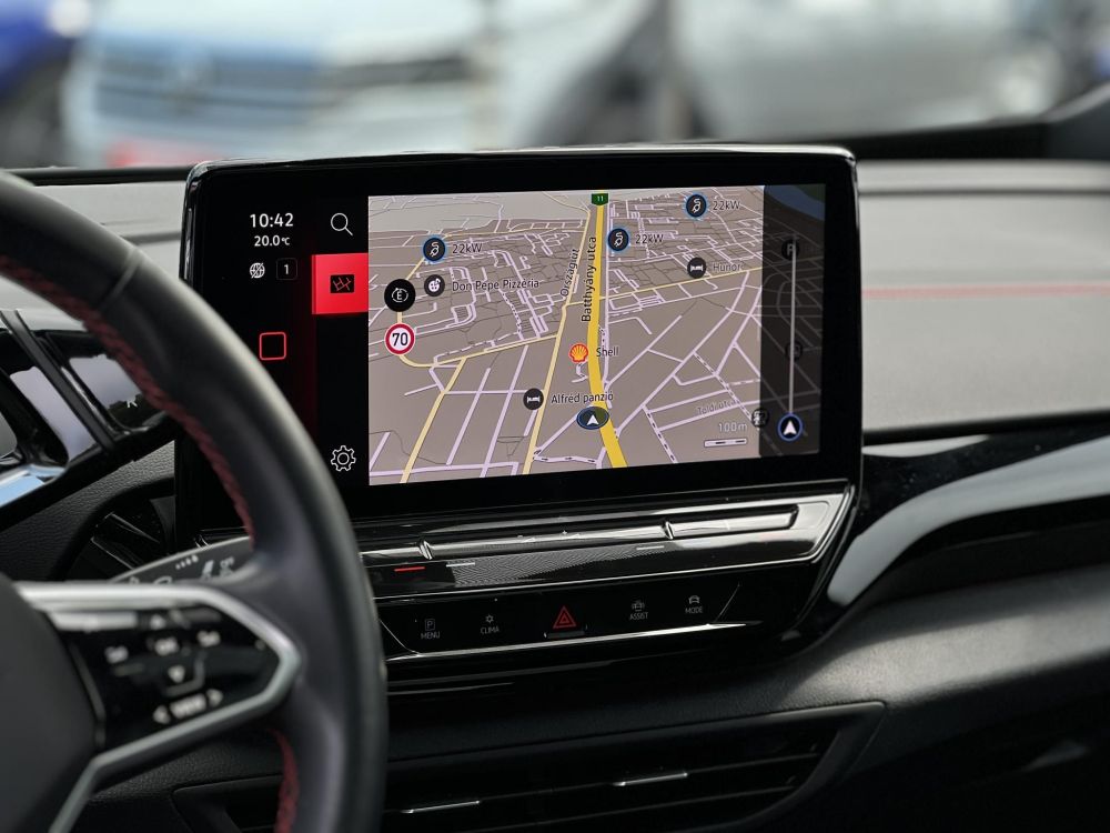 VOLKSWAGEN ID.5 77 kWh GTX 4Motion 60e km. téli-nyári kerék garnitúra. megkímélt állapot!