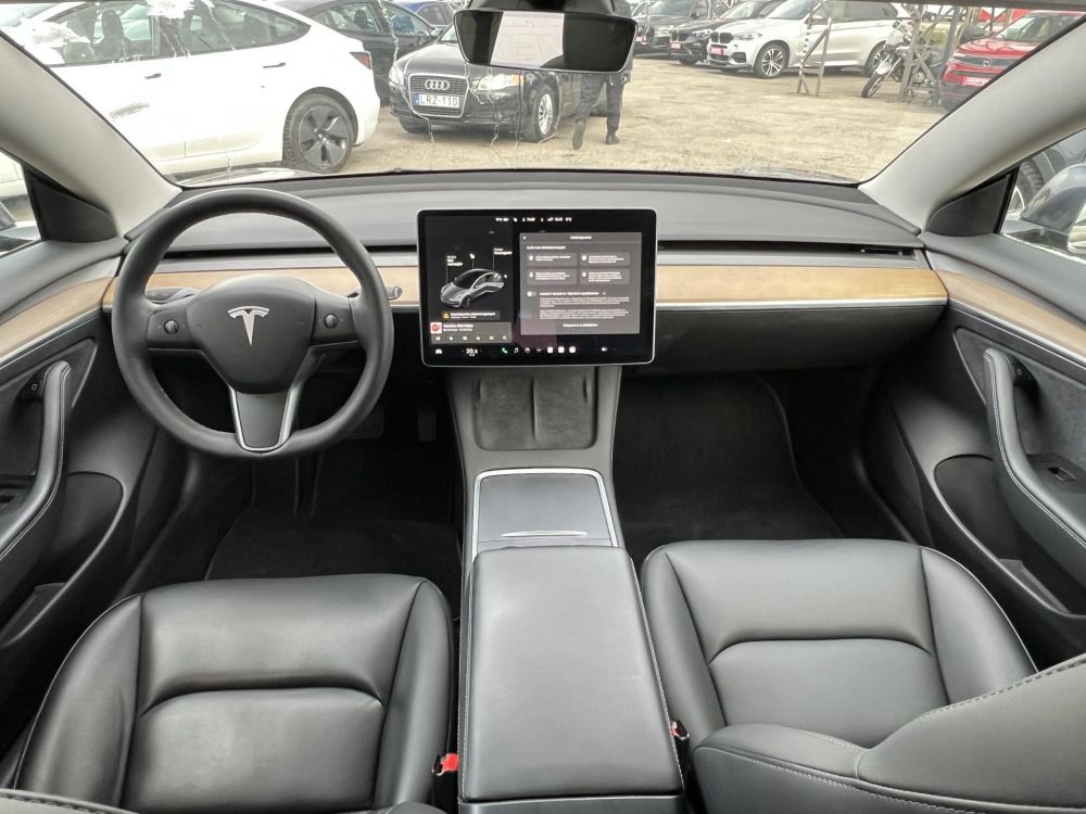 TESLA MODEL 3 Long Range AWD (Automata) 42e km. kifogástalan állapot