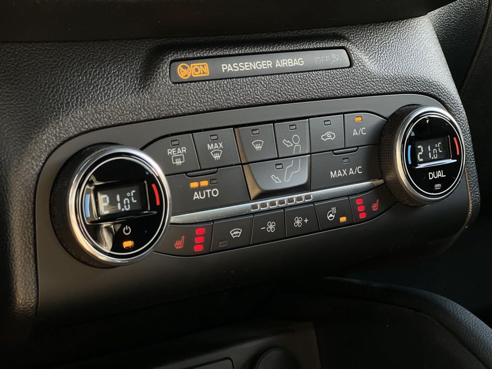 FORD KUGA 2.5 PHEV ST-Line X CVT 88e km. head-up. vonóhorog. ülés-kormányfűtés. CARPLAY!