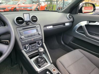 AUDI A3 Cabrio 1.9 PD TDI Ambition DPF Xenon Tolatóradar Digitklíma Téli-nyári kerék szett!