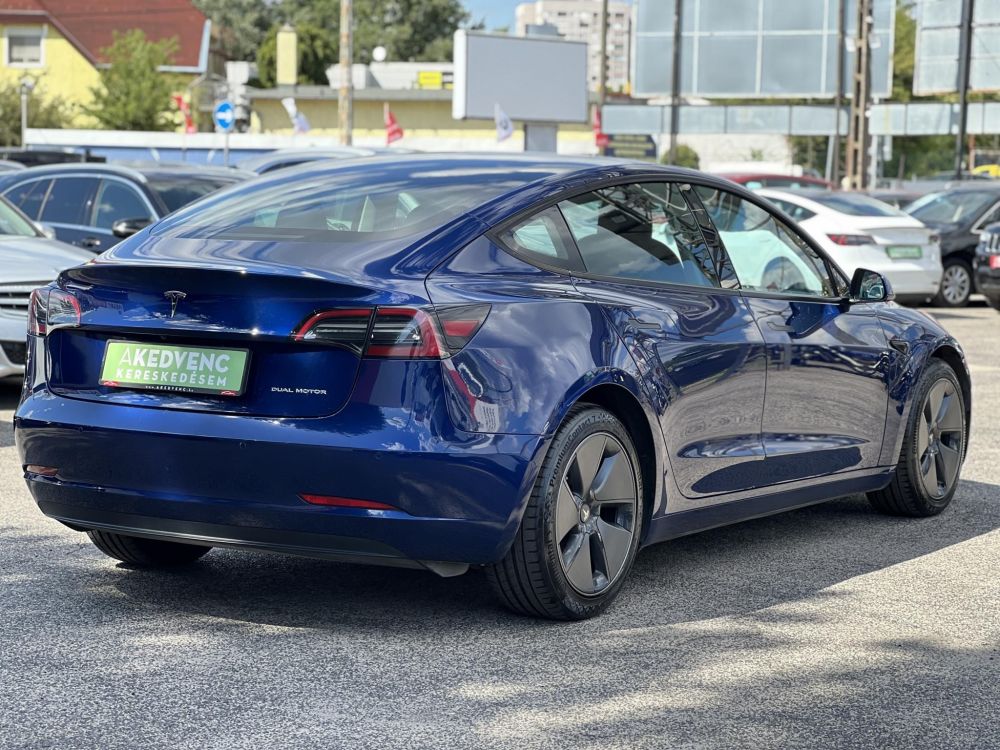 TESLA MODEL 3 Long Range AWD (Automata) 90e km. mátrix LED. hőszivattyú. garanciális!