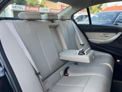 BMW 320d (Automata) M.o.-i. 1.tul. 113e km. márkaszervizelt előélet. téli-nyári kerék szett!