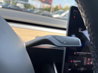 TESLA MODEL 3 Standard Range Plus Aut garanciális. 2 töltőkábel!