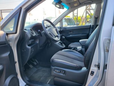 KIA CARENS 2.0 LX 7 személyes Napfénytető Digitklíma Félbőr Tolatóradar Szervizelt!