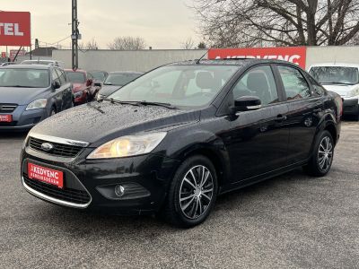 FORD FOCUS 1.8 TDCi Ghia Magyarországi Napfénytető Tempomat Vonóhorog Digitklíma