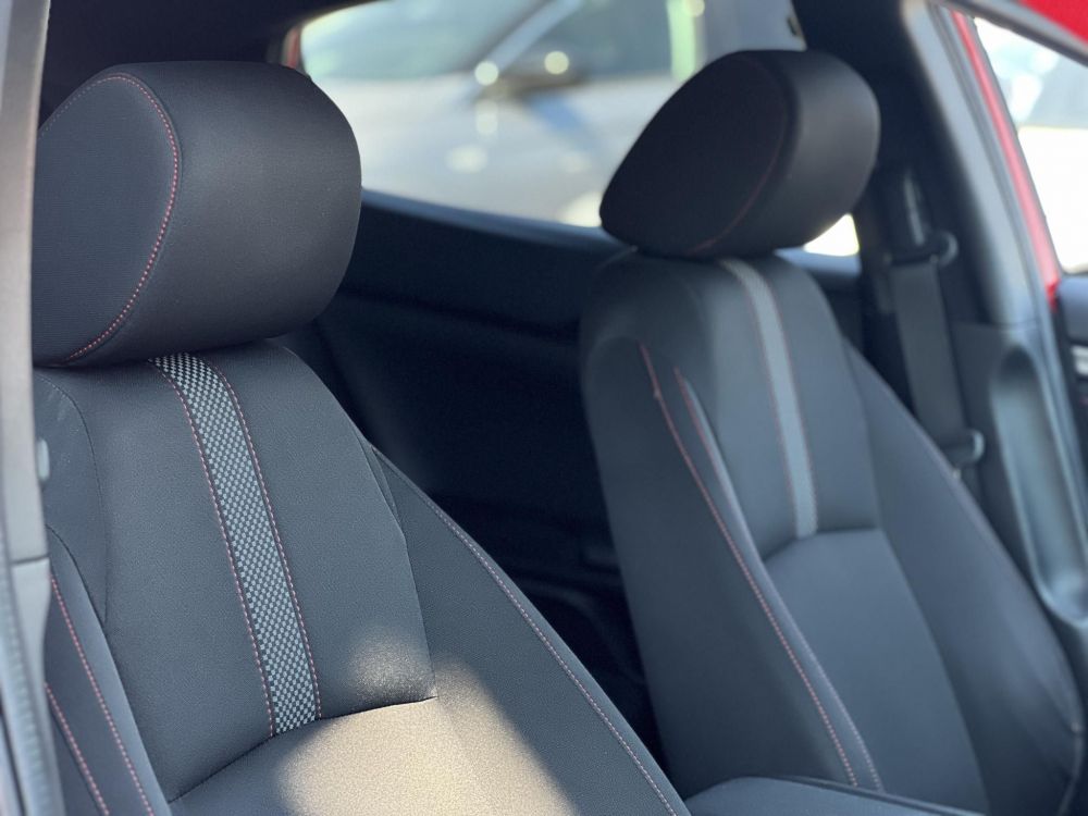 HONDA CIVIC 1.0 T Executive Sport Line 65e km. Magyarországi. 2 tulajdonos. Teljes szerviztörténet!