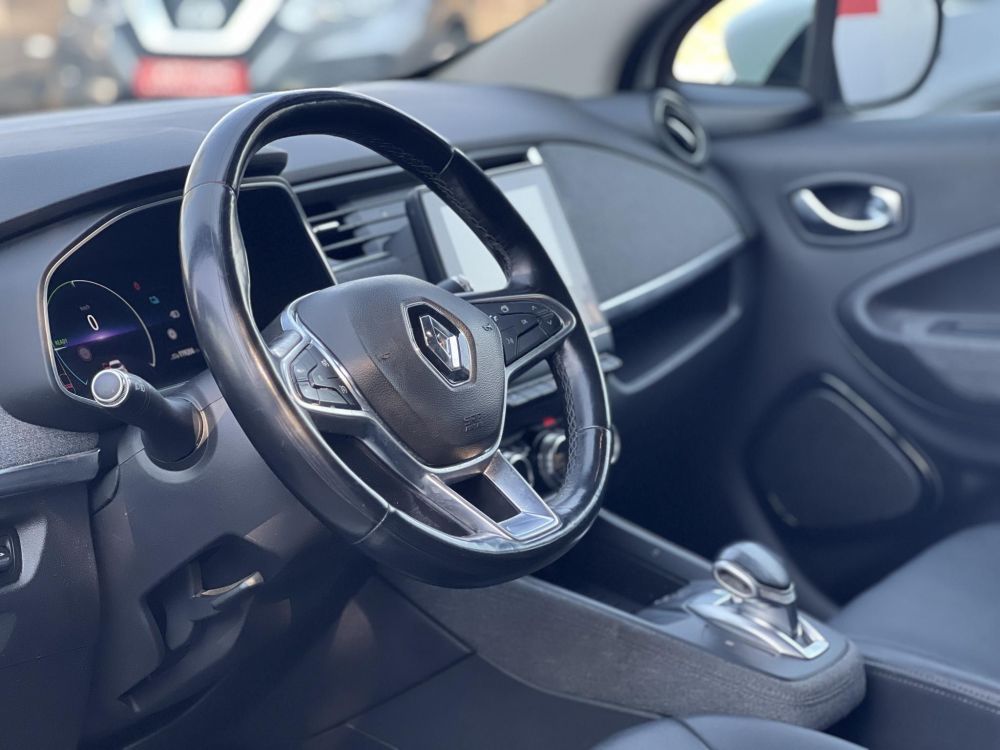 RENAULT ZOE Z.E. R135 52 kWh Intens (Automata) 119e km. 350+ km hatótáv