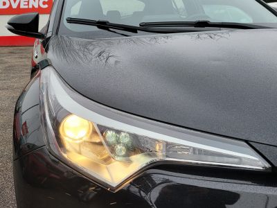 TOYOTA C-HR 1.8 Hybrid Dynamic Comfort e-CVT A legjobb áron! Megkímélt állapot!