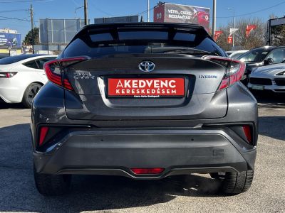 TOYOTA C-HR 1.8 Hybrid Executive e-CVT Kitűnő állapot. magas felszereltség!