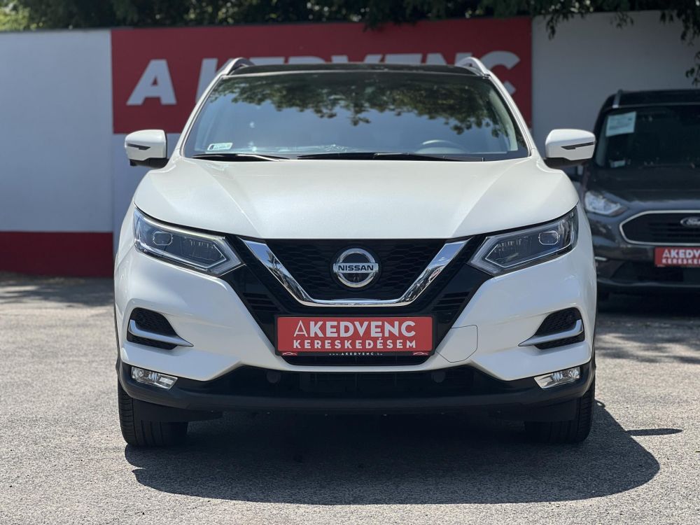 NISSAN QASHQAI 1.3 DIG-T N-Connecta 63e km. Magyarországi. rendszeresen szervizelt!