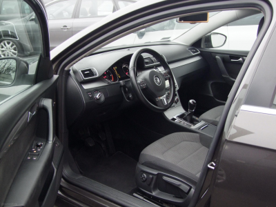VOLKSWAGEN PASSAT Variant 1.6 CR TDI Comfortline BMT Klíma Tempomat Bluetooth Friss Műszaki!
