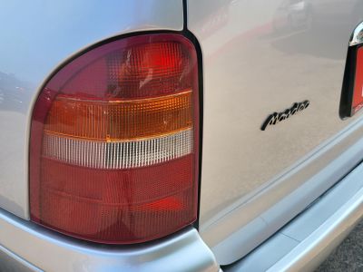 FORD MONDEO 2.5 V6 Ghia 72e km! M.o.-i. 1.tul. digit klíma el.ablak el. tükör ülésfűtés radar