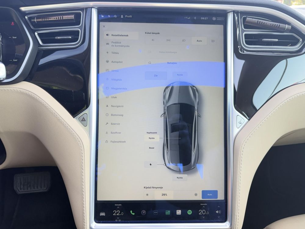 TESLA MODEL S 85 (Automata) SC01. CCS UPGRADE. FREE SUPERCHARGER. 88% AKKU!