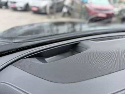 MERCEDES-BENZ E 220 d 9G-TRONIC Megkímélt állapot. LED Holttér HUD Carplay Fakormány 360kamera