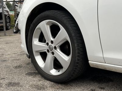 OPEL ASTRA J 1.6 Selection Klíma Tempomat Bluetooth Új kuplung! Téli/nyári garnitúra!