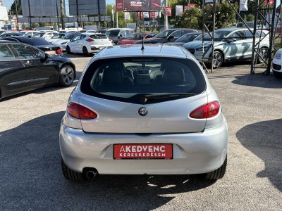 ALFA ROMEO 147 1.6 T. Spark Progression Bőr belső Klíma Tempomat Napfényterő! 153e km!