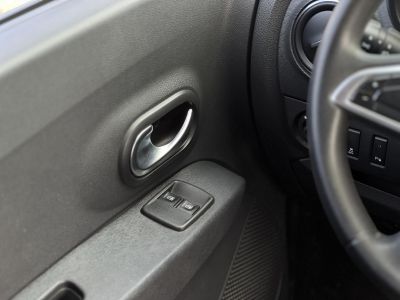 DACIA LODGY 1.6 SCe Ambiance (7 személyes ) Magyarországi. Gyári fényezés. Végig vezetett szervizkönyv!