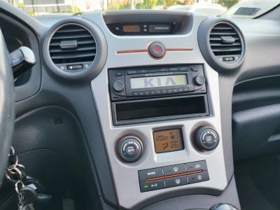 KIA CARENS 2.0 LX 7 személyes Napfénytető Digitklíma Félbőr Tolatóradar Szervizelt!