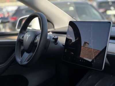 TESLA MODEL Y Long Range AWD (Automata) 119e km. mátrix LED. hőszivattyú. premium hifi. garanciális. téli-nyári kerék!