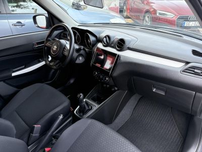 SUZUKI SWIFT 1.2 Dualjet Hybrid GL+ 32e km. M.o.-i. 1.tul. Magasan felszerelt!