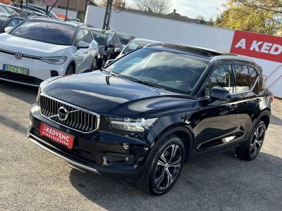 VOLVO XC40 2.0 [B4] MHEV R-Design Geartronic M.o.-i. 1.tul. Márkaszervizelt. Panorámatető Harman/Kardon Carplay Memória