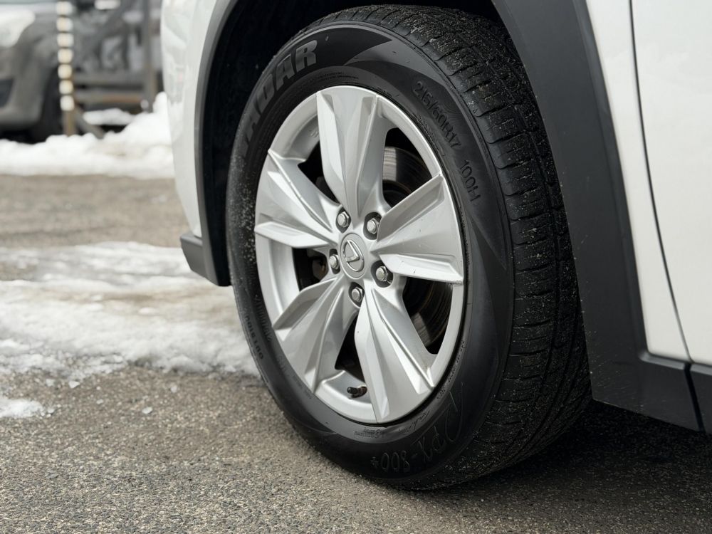 LEXUS UX 250h Comfort CVT 113e km. LED Tempomat Navi Sávtartó Bluetooth Kamera Keyless