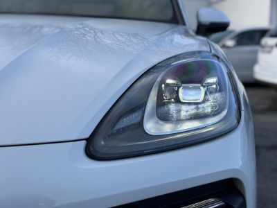 PORSCHE CAYENNE Coupé E-Hybrid Tiptronic ic 48e km. Sérülésmentes. 2027.12-ig zöld rendszám