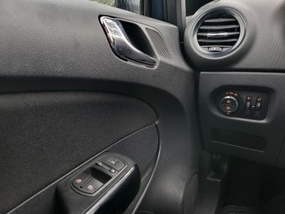 OPEL CORSA D 1.2 Color Edition M.o.-i. Klíma Tempomat Bluetooth 102e km! Téli-nyári garnitúra!