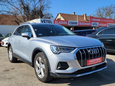 AUDI Q3 40 TFSI S line quattro S-tronic 70e km! Magyarországi LED Carplay Navigáció Keyless Márkaszervizelt!