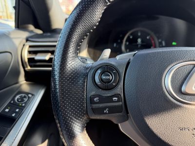 LEXUS IS 200t F Sport (Automata) 75e km. Magyarországi. Márkaszervizelt!