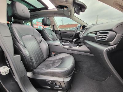 MASERATI LEVANTE 3.0 D V6 (Automata) LED Panorámatető Harman/Kardon Üléshűtés 360kamera 2.7T vonóhorog