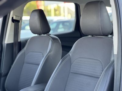 FORD KUGA 2.0 TDCi Titanium Technology AWD Magyarországi. Gyári fényezés. Carplay. Szervizelt. Vonóhorog!