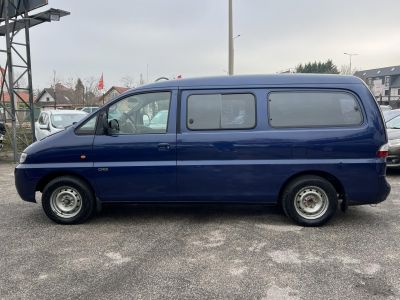 HYUNDAI H-1 2.5 CRDI (9 személyes )