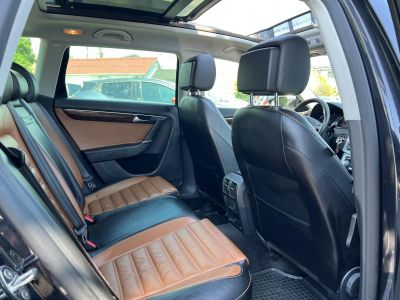 VOLKSWAGEN PASSAT VII Variant 2.0 CR TDI Highline 4Motion BMT DSG Magyarországi. Márkaszervizelt. Magasan felszerelt! Téli-nyári kerék szett!