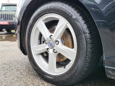 VOLVO V40 1.6 D [D2] Momentum Tempomat Digitiklíma Megkímélt!