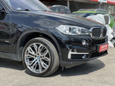 BMW X5 xDrive30d (Automata) Állófűtés Sérülésmentes Márkaszervizelt!