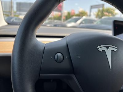 TESLA MODEL 3 Standard Range Plus Aut garanciális. 2 töltőkábel!