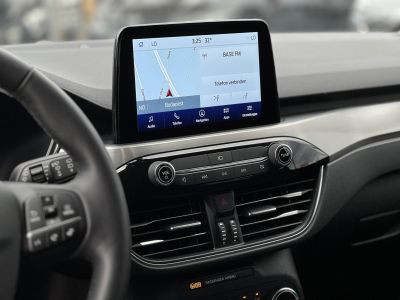 FORD KUGA 2.5 PHEV Titanium CVT 37e km. kitűnő állapot!