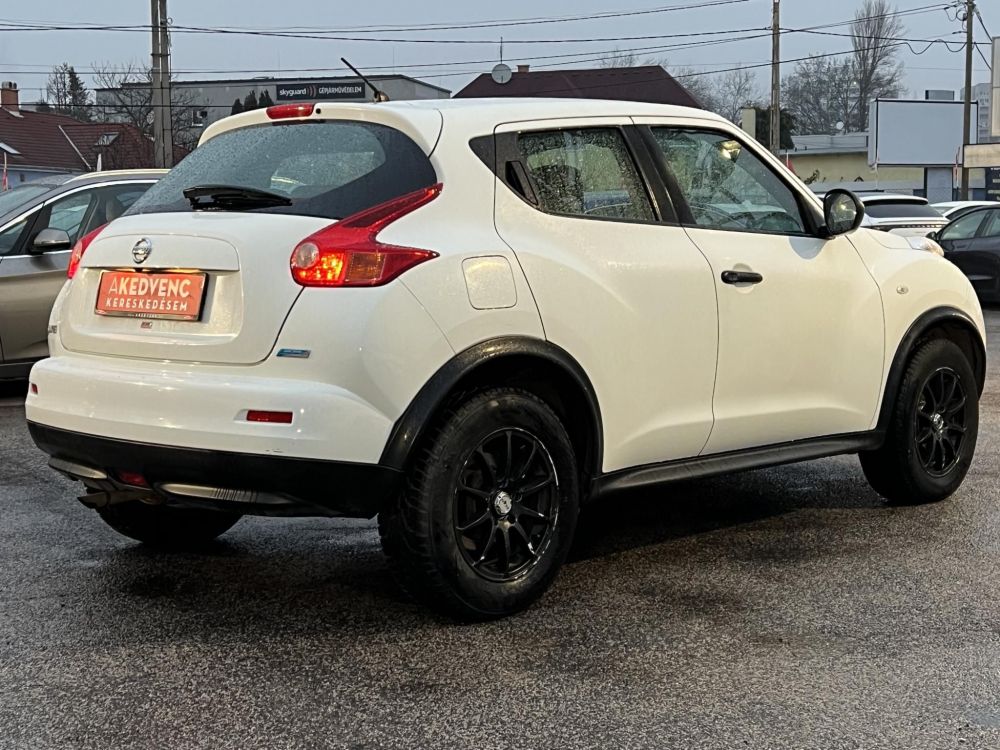 NISSAN JUKE 1.6 Acenta Klíma Navigáció Friss vizsga!