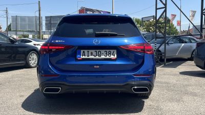 MERCEDES-BENZ C-OSZTÁLY C 300 e T 9G-TRONIC Plug-in hybrid AMG csomag. Burmester. memória. 110km-es elektromos hatótáv!