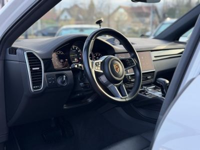 PORSCHE CAYENNE Coupé E-Hybrid Tiptronic ic 48e km. Sérülésmentes. 2027.12-ig zöld rendszám