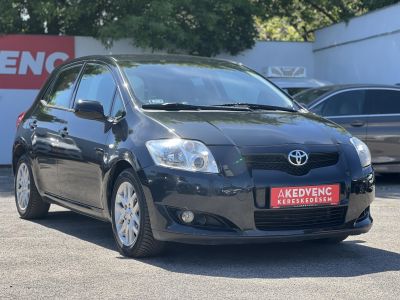TOYOTA AURIS 1.4 Luna
