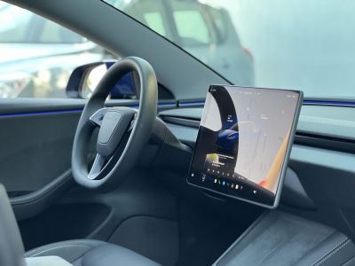 TESLA MODEL 3 RWD Premium (Automata)