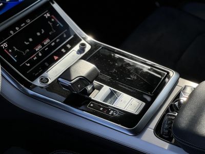 AUDI Q8 50 TDI quattro Tiptronic ic 77e km. M.o.-i. márkaszervizelt előélet. téli-nyári kerék szett!